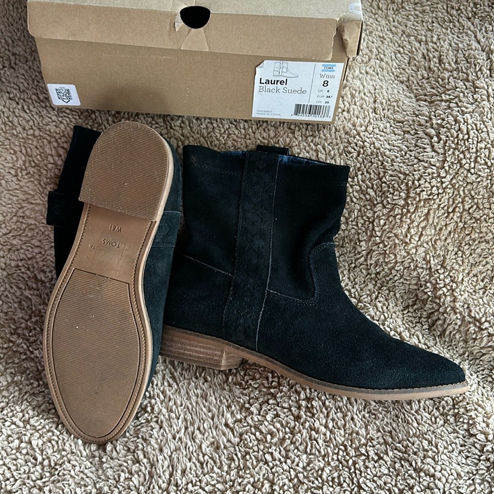 TOMS Laurel suede booties